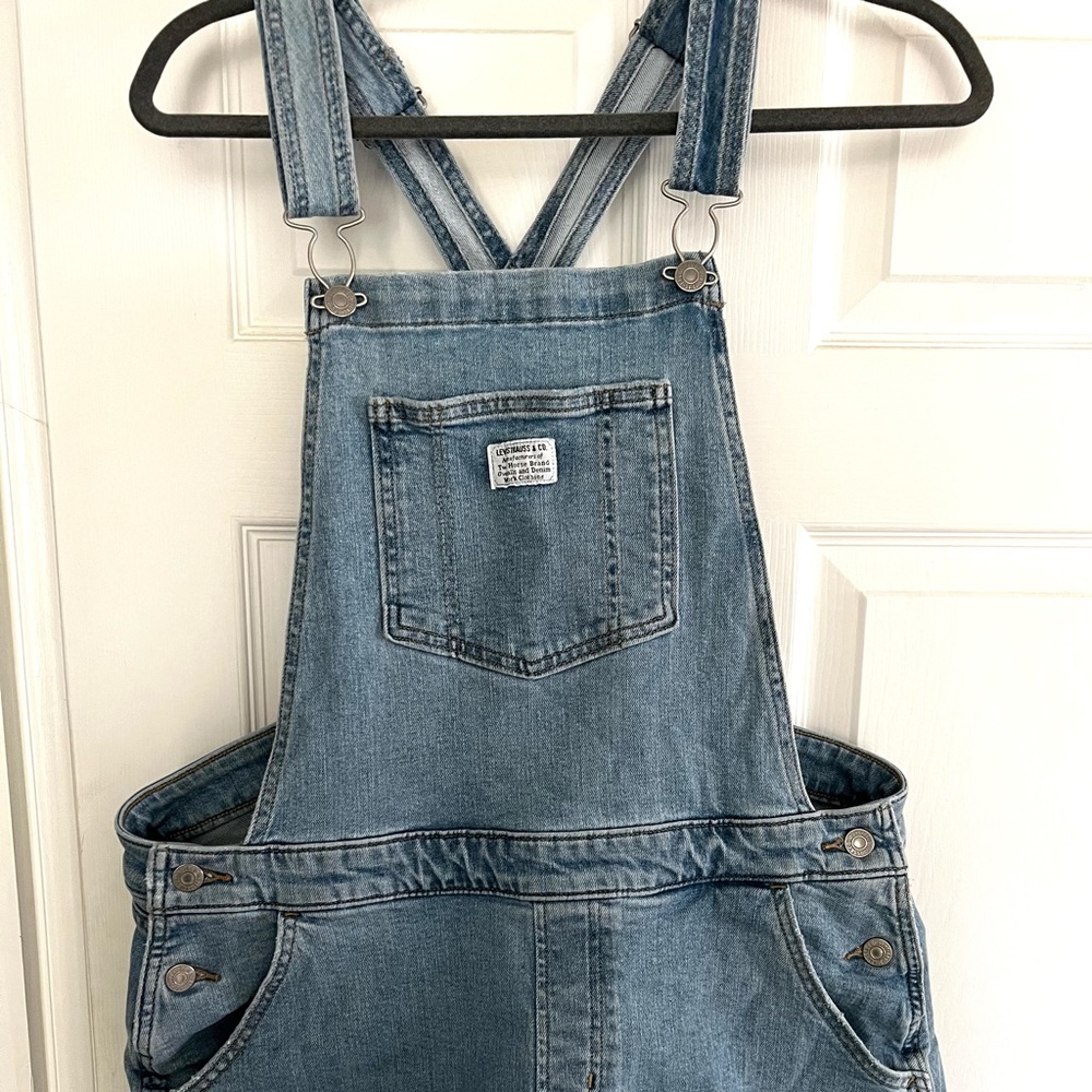 Levi’s Denim Shortalls Size 18